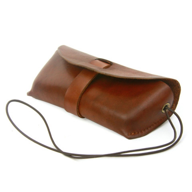 red clouds collective saddle tan leather glasses case